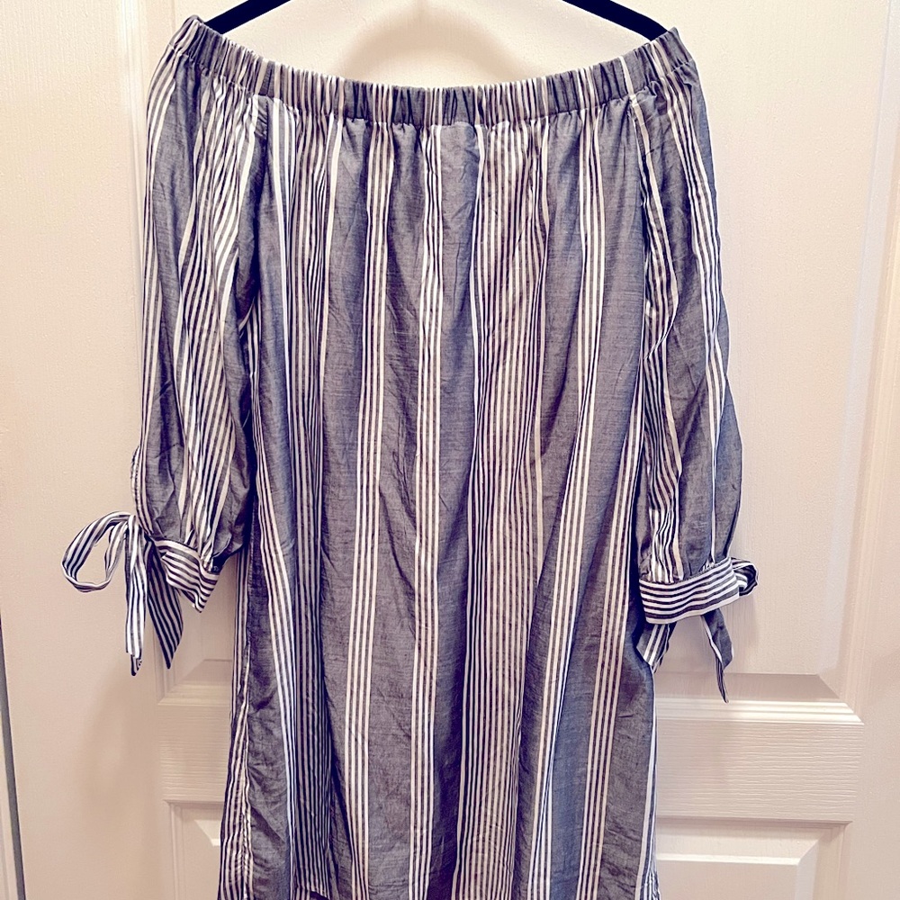 Stitch Fix NWT Off the shoulder women’s dress